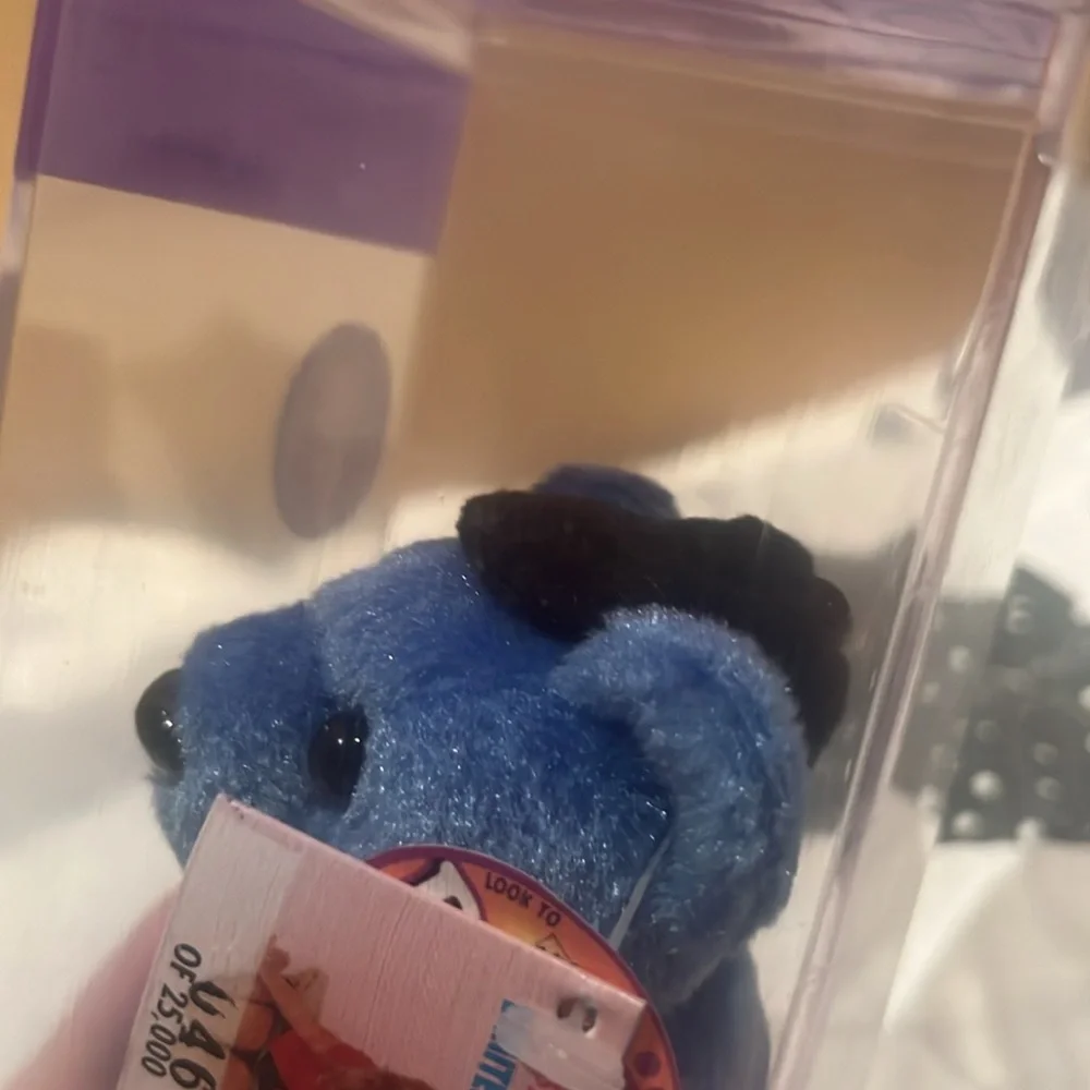 Limited editions Brittney spears bear - Picture 5 of 7